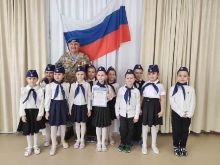Красив в строю, силен в бою! Красив в строю, силен в бою!.