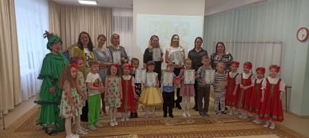 Награждение победителей муниципального этапа "Зимняя планета детства" Награждение победителей муниципального этапа "Зимняя планета детства".