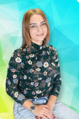Воспитатель Харламова Екатерина Валентиновна Воспитатель Харламова Екатерина Валентиновна